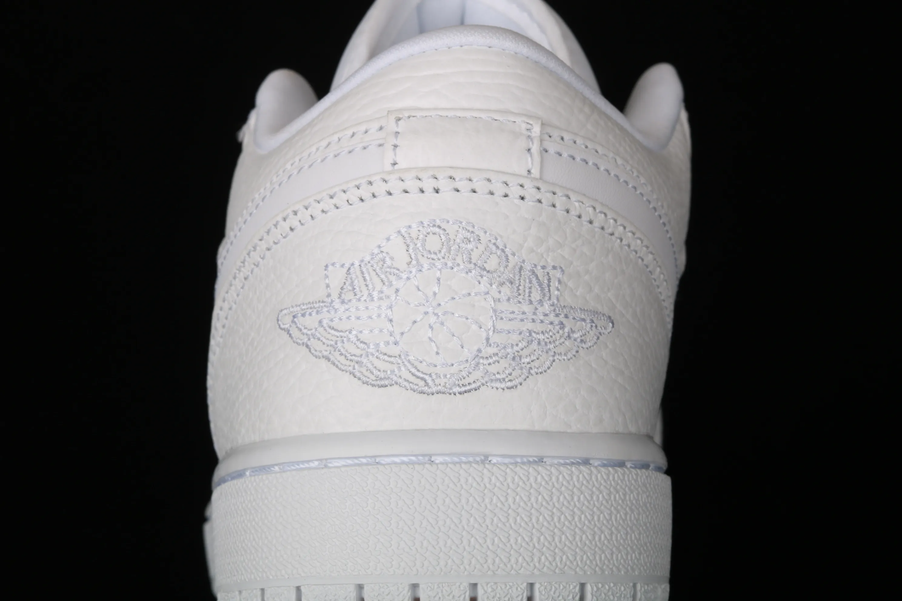 All categories Air Jordan Jordan series basketball shoes Air Jordan 1 Low Air Jordan 1 Low AJ1 Joe 1 low-top cultural and leisure sports sneakers 553558-112